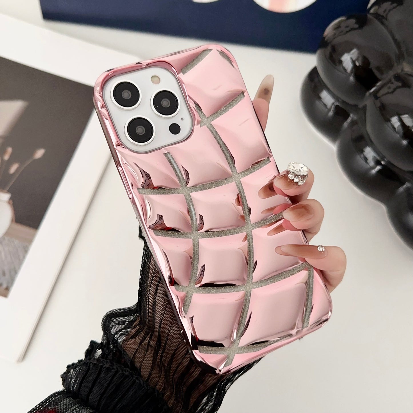 LuxuryKase LK142 Electroplated curved plaid Protective case For iPhone